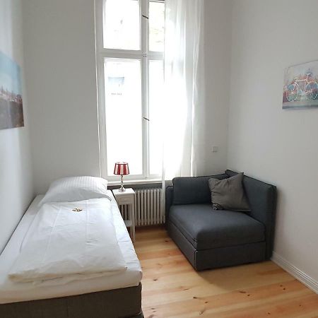 Lang Re By Rockchair Apartments L Superhost Status L 2 Bedrooms Boxspringbeds In City Center - Cozy Family & Business Flair Welcomes You! Berlin Exterior photo