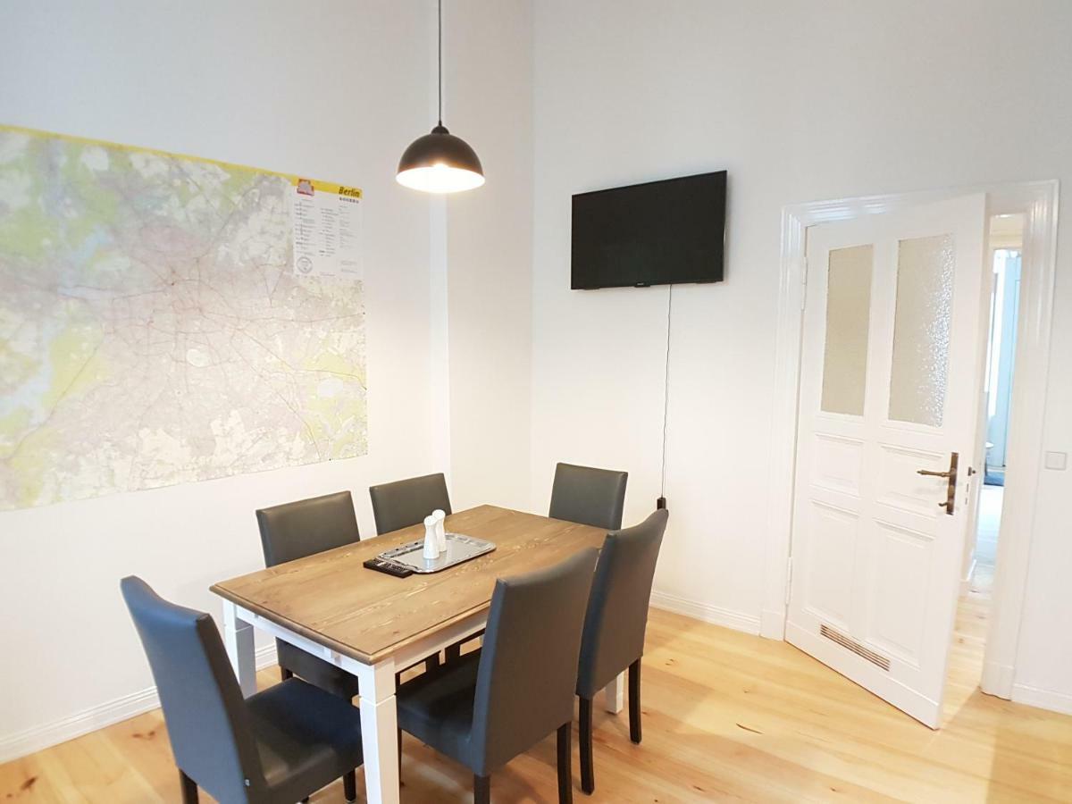 Lang Re By Rockchair Apartments L Superhost Status L 2 Bedrooms Boxspringbeds In City Center - Cozy Family & Business Flair Welcomes You! Berlin Exterior photo